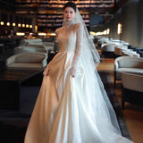 French Light Wedding Dress New Light Luxury Bride's Bridal Fasci Surface Small Tailings Linen Long-Sleeved Lace Yarn HZ0517