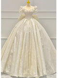 French Retro V-Neck Wedding Dress 2026 New Bride At The Runaway Princess Punt Skirt High-End Texture Small Tail Heavy Industry HZ0517