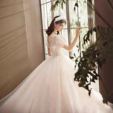 Main Light Wedding Dress 2026 New Temperament Star Long Tail Retro Skinny Sen System Super Fairy Dream Bride Small HZ0517