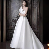 Korean-Style Densted Simple Light Wedding Dress New Small Bride Goes Out To Greet The Family HZ0517