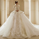 Long-Sleeved Wedding Dress 2026 New Bridal French Retro Light Luxury Niche High-End High-End High-End Travel Yarn Lady HZ0517