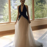Wedding Dress 2025 New Hepburn Style French High-End Dress Female Bride Toasted Back Pearl Chain High Sense HZ0517
