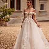 White Shoulder Small Tailed Bride Wedding Dress Light Luxury Niche Outdoor Travel Wedding Dress Fairy HZ0517