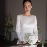French Hepburn Long-Sleeved Wedding Dress High-End Fasted Large-Size Thin Spring Bride Welcome Out Of The Yarn Tail HZ0517