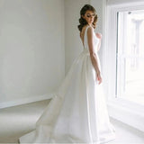 2026 New Simple French Style Sable Light Wedding Dress Thin V Collar A Simple Wedding Dress HZ0517
