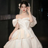 One-Word Shoulder-Senior Shading Main Wedding Dress 2025 New Bridal High-Quality Feeling In The Escape Princess Tail Out Of The Door Light Yarn HZ0517