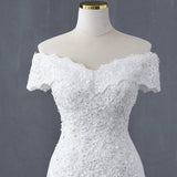 One-Word Shoulder Wedding Dress 2026 New Simple Body-Repair Lace Fish Tail Travel Small Drag Tail Soft Yarn Thin HZ0517