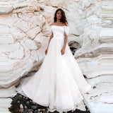 2026 New Wedding Dress Bride Word Shoulder Thin Sen Family Princess Fluffy Skirt French Style Yarn High-End Temperament Fairy HZ0517