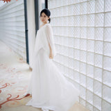Morning Dress Female Bride Wedding Light Wedding Dress White Simple Engagement Certificate Go Out Niche Design Feeling Shoulder Evening Dress HZ0517