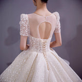 Wedding Starry Yarn 2026 New Spring Bride Simple Big Tail Temperament Hepburn Physical Store Wedding Dress HZ0517