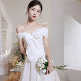 French Light Wedding Dress Simple New Densified Out Yarn Series Travel To Shoot The Bride's Wedding Engagement Small Dress A Word Shoulder HZ0517