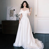 One-Word Shoulder-Swear-Faced Light Wedding Dress French Wedding Bride Simple White Yarn Temperament Tail Welcome Engagement Dress Dress HZ0517