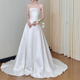 Bride Simple Shaft Bridal Simple Shading French High-Grade Small Go Out Yarn Tail White Engagement Dress Dress Dress HZ0517