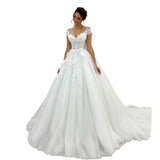 One-Word Shoulder Wedding Dress Mori 2026 New Bride Simple V-Neck Body-Through-Completive Tour Small Tail Soft Yarn HZ0517