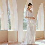 Light Wedding Dress Yarn Temperament Bride Wedding Welcome Dress Small Tail Simple Dew V Show Thin White HZ0517