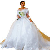 Wedding Dress 2026 New Mid-Rise Long-Sleeved Lace White French Heavy-Weight Shoulder Big Tail Wedding Dress Spring HZ0517