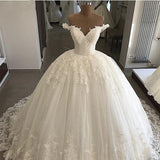 2026 Mid-Rise Lace Dreamy White Long Tail French Simple Show Long Long Mid-Long Wedding Dress HZ0517
