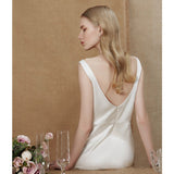 Simplicity Light Wedding Dress 2026 New Small Tail V-Neck Dress Showing Thin Bride Simple Retro Yarn HZ0517