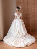 One-Word Shoulder Light Wedding Dress 2026 New Bridal Densine Out Of The French Style Simple Tail Welcome Yarn HZ0517