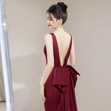 Dew Back Toasting French High-End Feeld Fascling Fasame Banquet Dress Bride Wedding Deep V Dress HZ0517