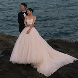 The New Studio Photo Theme Clothing Wedding Dress Photography Couple Seaside Chest Simple Big Drag Tail White Yarn HZ0517
