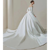 French Retro Stuff Long-Sleeved Shoulder Wedding Dress 2026 New Bridal Small Sage Elegant Main Wedding Dress HZ0517