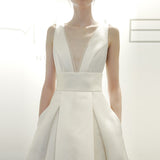 New French Wedding Dress 2026 Set Of Thin V Collar European Court A Thort Tail Wedding Dress Sen Sen HZ0517