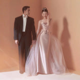 The Theme Of The Studio Wedding Dress Pink Couple With Breasts To Collect Waist Fishtail Butterfly Butterity Sleeveless New Korean Version Of Dress HZ0517