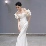 Fishtail Light Wedding Dress High-End Light Luxury Shoulder Bride Flowers Go Out Yarn Niche To Shoot White Engagement Dress Skirt HZ0517