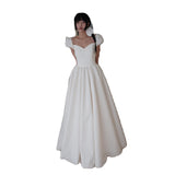 Sweet And Light Wedding Dress Princess Bubble Sleeve Out Of The Yarn Small Simple Travel Photo License Small White Dress Lawn Main Wedding Dress HZ0517