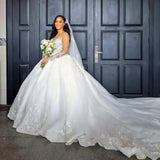 Wedding Sexy Couple Outdoor Travel Lace Bride High Quality Long White Brated Tug-And-Tailed Poncho HZ0517