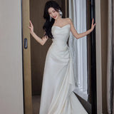 French Brated Light Wedding Dress Bride 2026 New High-End Feeld With The Yarn White Tail Dress Skirt HZ0517