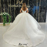 One-Word Shoulder Bridal Heavy Industry Main Wedding Dress 2025 New Waist Display Thin Shaft Shaft Yarn HZ0517