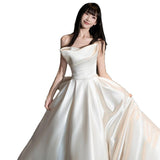 French-Style Densate Light Wedding Dress Bride 2026 New Niche High-End Simple Boobs White Tailing Dress HZ0517