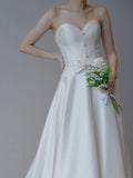 French Brated Light Wedding Dress Bride 2026 New High-End Feeld Yarn Small Tail White Engagement Dress HZ0517