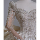Long-Sleeved Main Wedding Dress 2026 New Bridal French Princess Big Tail Retro Court Style Heavy Industry Senior Sense Yarn HZ0517