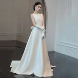 French Light Wedding Dress Bride Simple Temperament Density Retro Welcome White Dress Dress Small Tail Yarn HZ0517