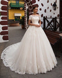 2026 New Shoulder Fashion Sexy Thin Lace Wedding Dress Tailed Large Wedding Dress Spring HZ0517