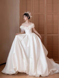 One-Word Shoulder Light Wedding Dress 2026 New Bridal Densine Out Of The French Style Simple Tail Welcome Yarn HZ0517