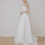 Light Wedding Dress With Elegant Bridal Wedding Mat Body Quality Welcome Dress 2026 New Waist Toast Dress HZ0517