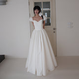 Sweet And Light Wedding Dress Princess Bubble Sleeve Out Of The Yarn Small Simple Travel Photo License Small White Dress Lawn Main Wedding Dress HZ0517