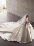 The Main Wedding Dress Of The Vertinium 2025 New Bridal Small Senior Sense French Heavy Industry Luxury Tail Yarn HZ0517