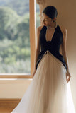 Wedding Dress 2025 New Hepburn Style French High-End Dress Female Bride Toasted Back Pearl Chain High Sense HZ0517