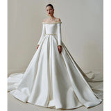 French Retro Stuff Long-Sleeved Shoulder Wedding Dress 2026 New Bridal Small Sage Elegant Main Wedding Dress HZ0517